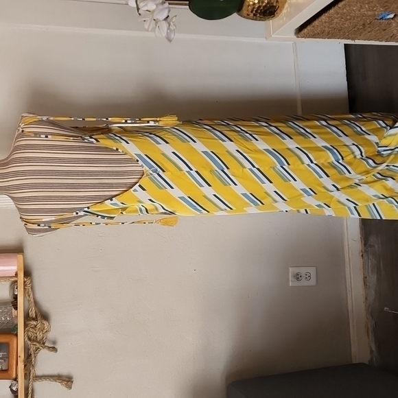 Forever Sundress V Neck BAck Out - Picture 3 of 7